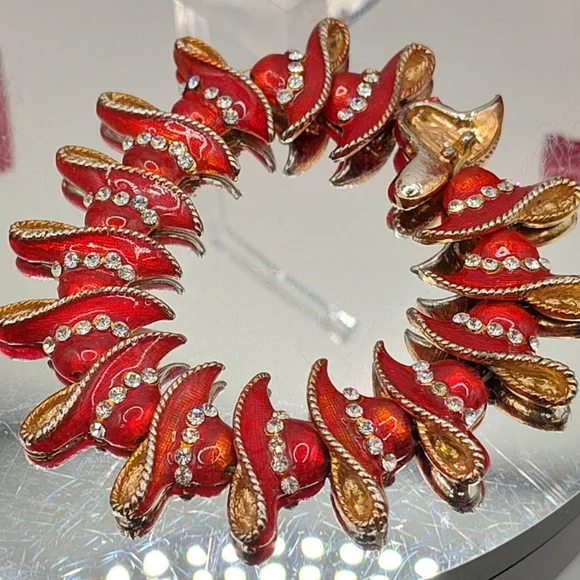 Jewelry Show Tonight at 9:45 pm CST. Theme - You are loved! ❤️💖😍🥰 - Picture 4 of 11